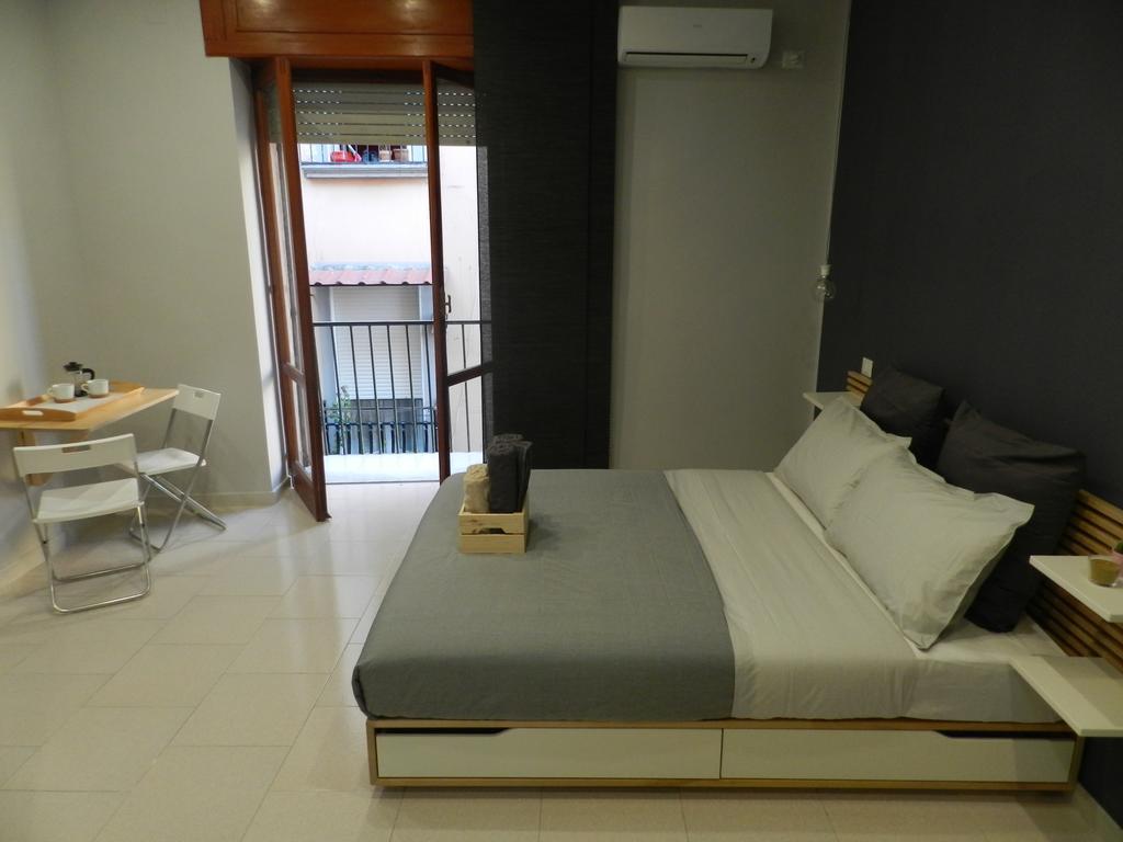 Mola Rooms Nápoles Exterior foto